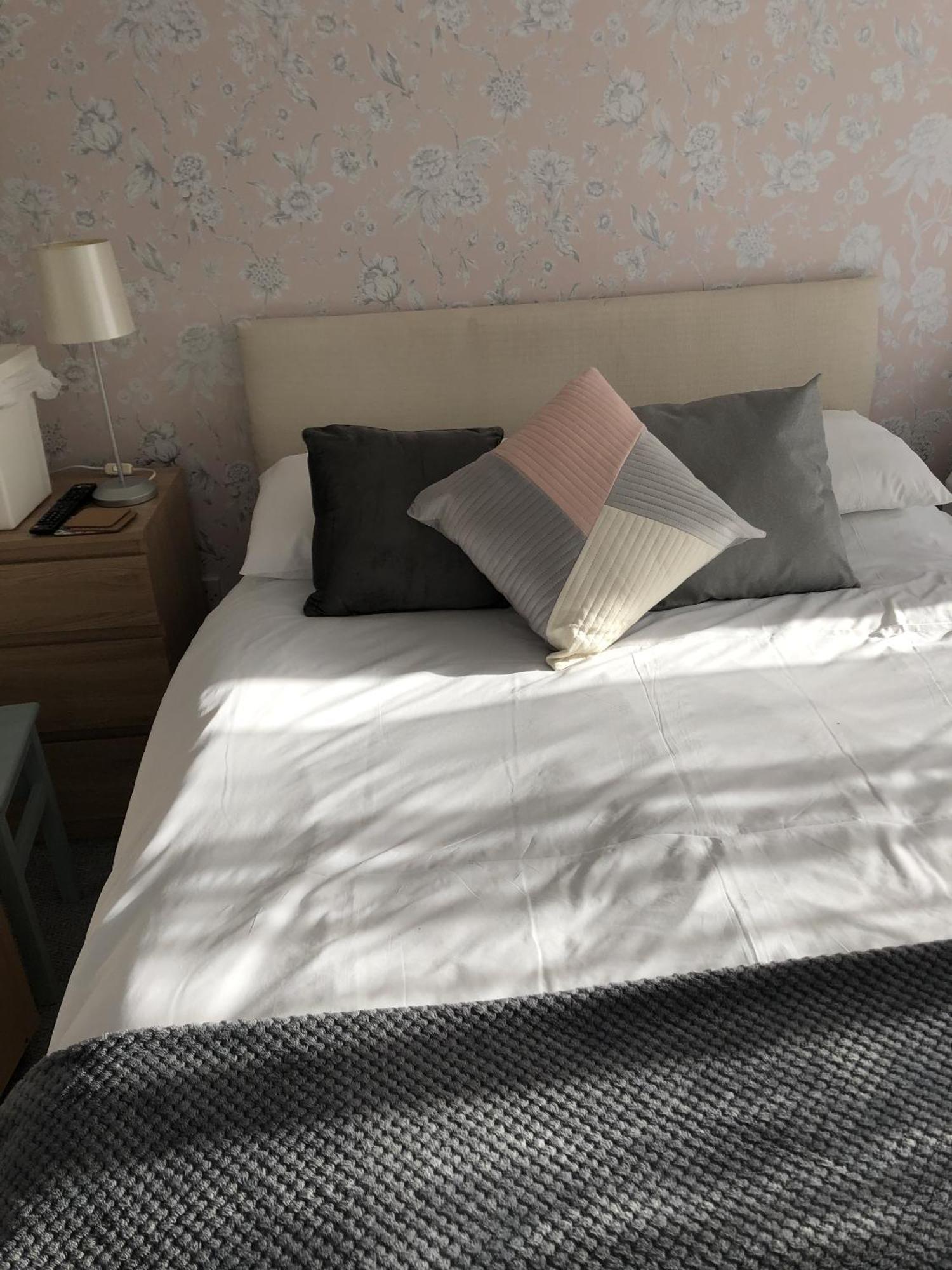 Basingstoke En Suite Room In Garden Annex Dış mekan fotoğraf